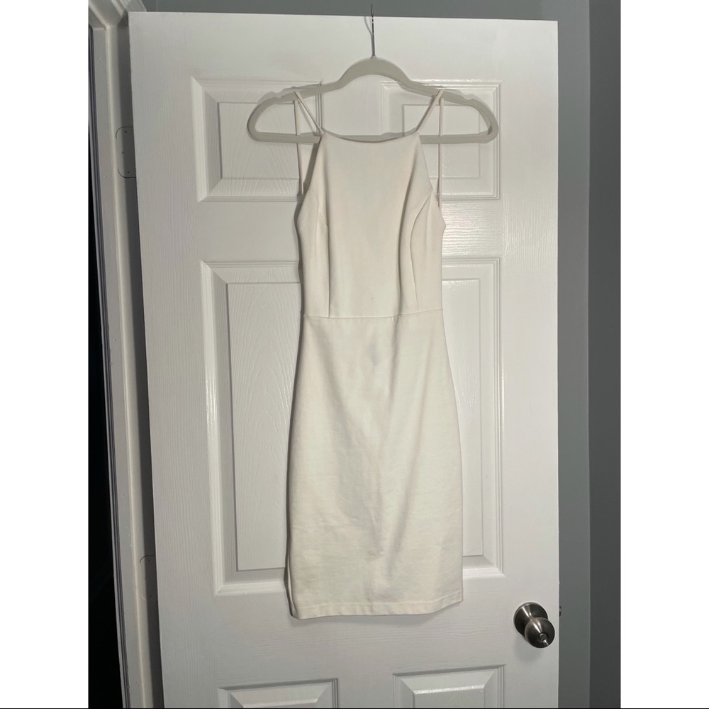 Windsor - Halter backless dress